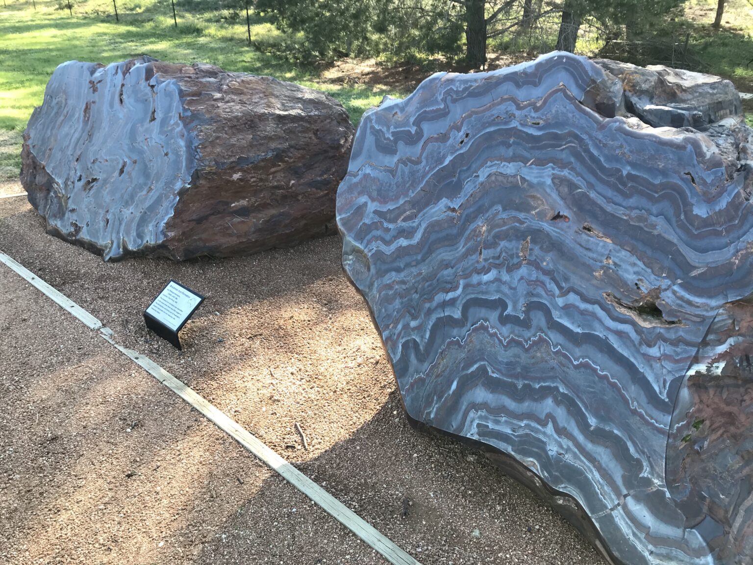 Banded iron formation - National Rock Garden